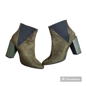 Cape Robbin Green Suede Bemice Booties